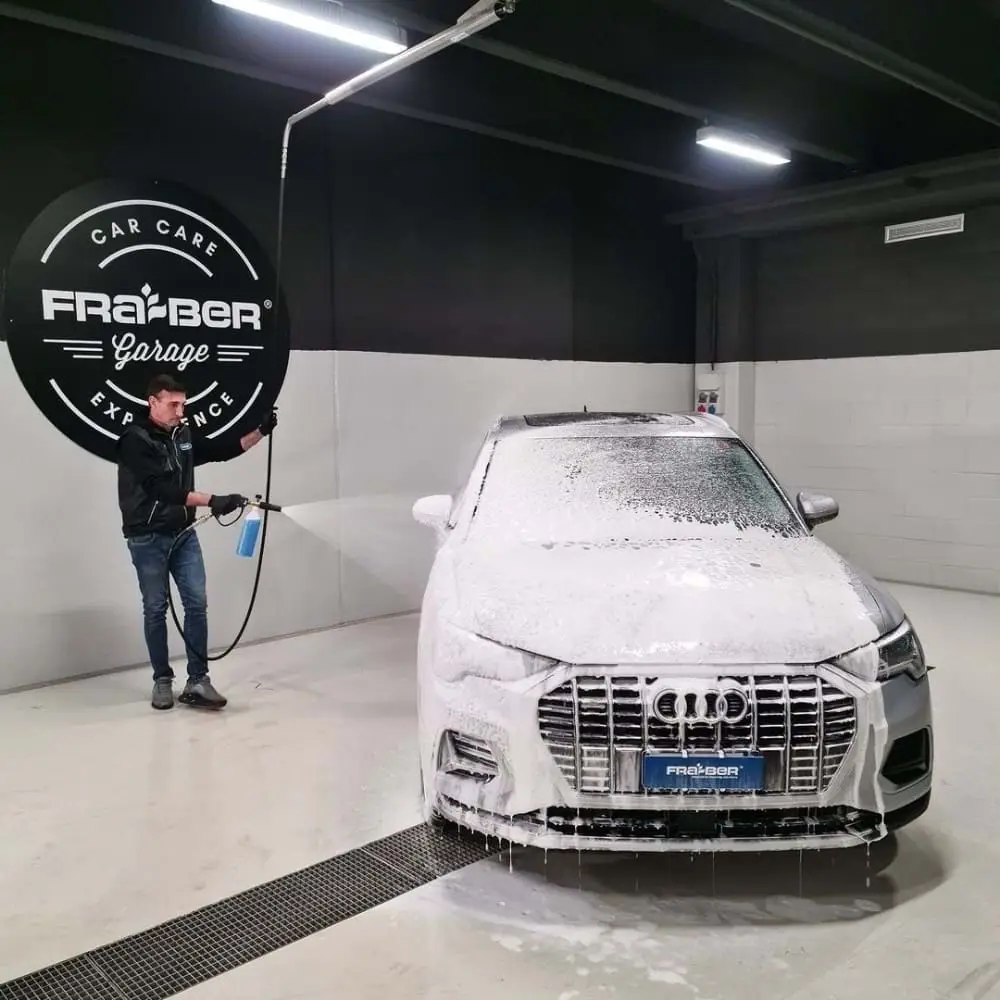 FRA-BER Neve Yoğun Köpüklü Araç Yıkama Şampuanı Cilalı Parfümlü Oto Köpüğü - 4,54 Lt - Image 3