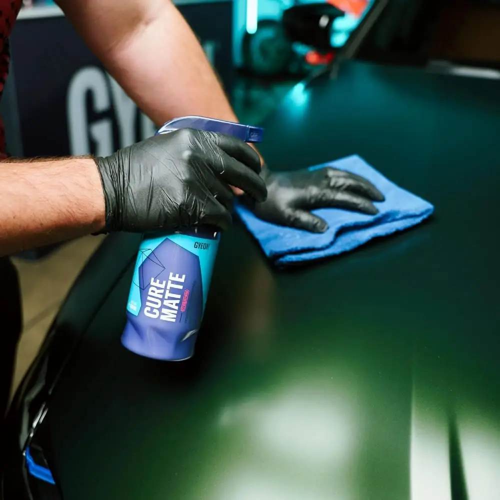 GYEON QM Cure Matte REDEFİNED Mat Boyalı PPF Kaplı Araçlara Özel Koruyucu Bakım Spreyi - 500 ml - Image 5