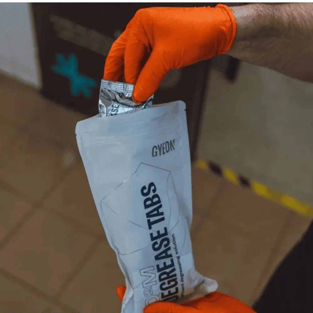 GYEON QM Degrease Tabs Araç Yüzey Temizleyici Cila Yağ Çözücü Tablet - 10lu Paket - Image 3